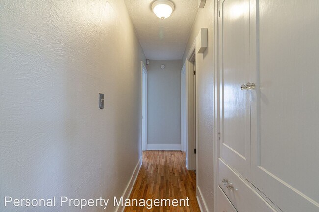 Building Photo - 2 br, 1 bath House - 312 W. 39th St