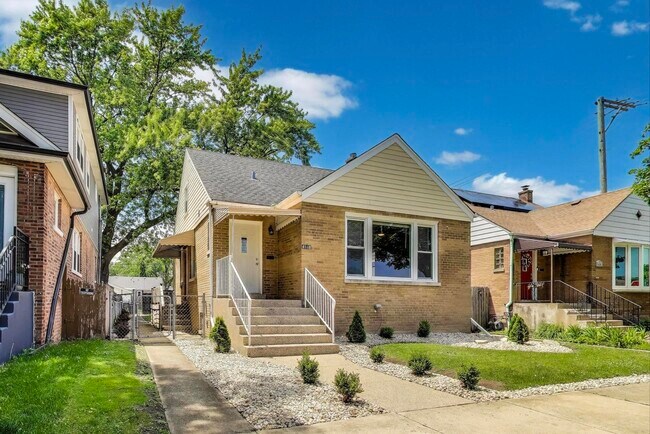 Foto del edificio - 4118 Prairie Ave