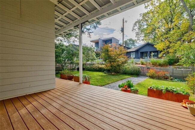 Foto del edificio - 1092 Kirkwood Ave SE