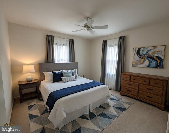 Foto del edificio - 10775 Brewer House Rd