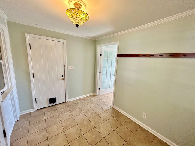 Photo - Amazing Home in Tahoma Terrace!