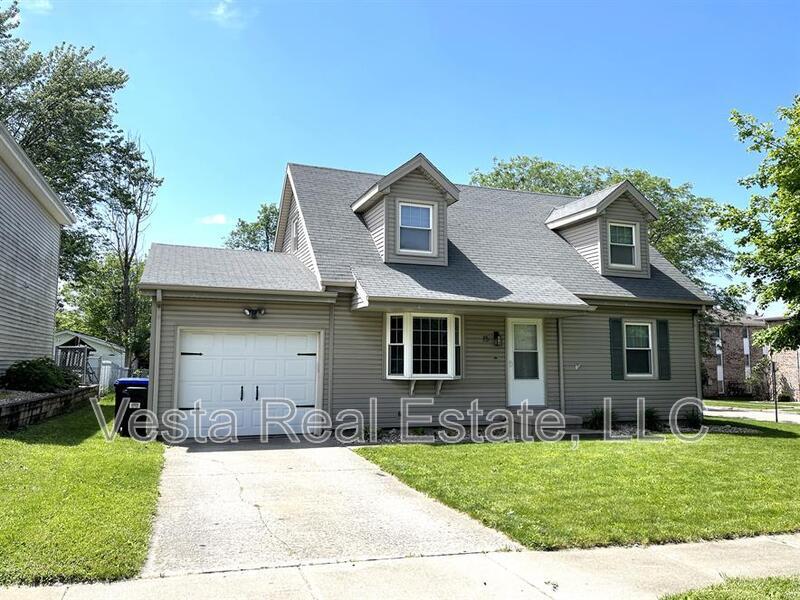 Primary Photo - 15 Carraway Ct