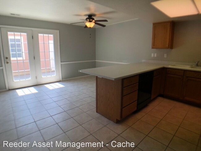 Foto del edificio - 3 br, 1.5 bath House - 201 Sterling Place