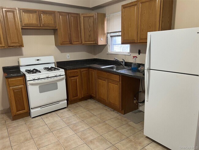 Foto del edificio - 119-13-119-18 18th Ave