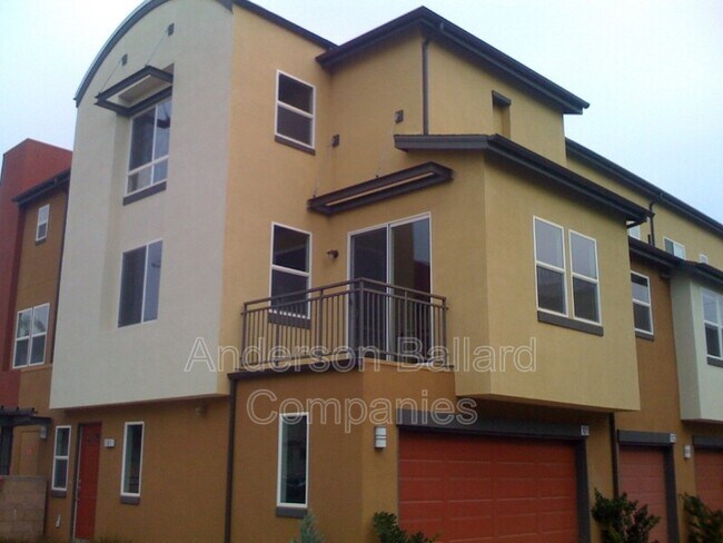 Foto del edificio - 8620 Belford Ave