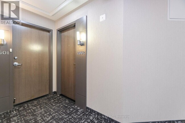 Photo du bâtiment - 9 George St N