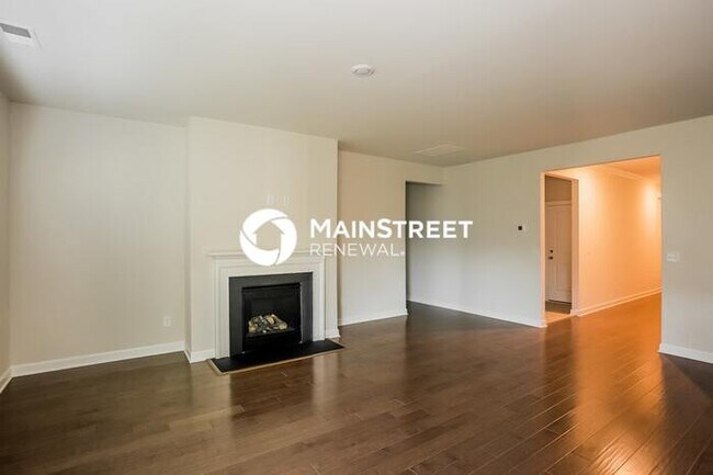 Foto del edificio - 3 Bedroom Pet-Friendly Home in Charlotte, NC with Main Street Renewal