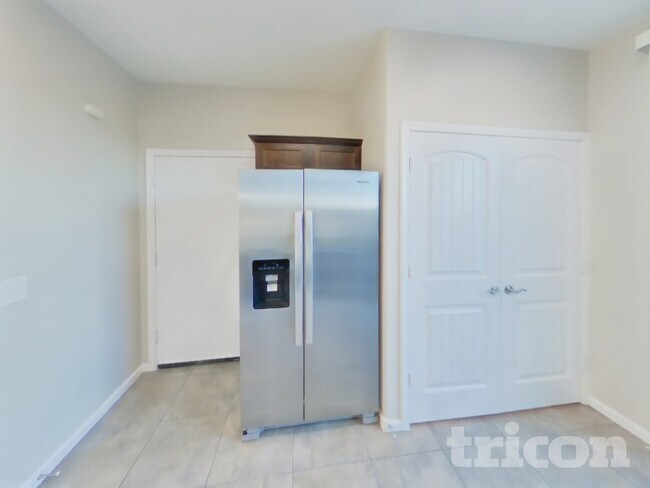 Foto del edificio - 10336 W Devonshire Ave