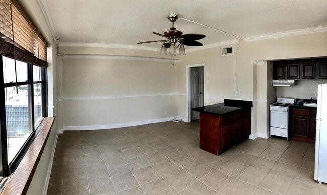 Foto del edificio - 311 W Ashley St