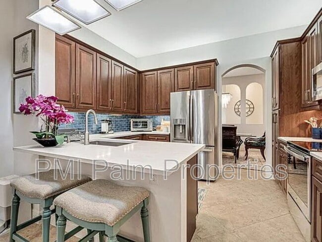 Foto del edificio - 9773 Bowline Dr