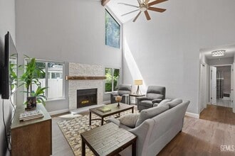 Building Photo - 8000 Kroll Way