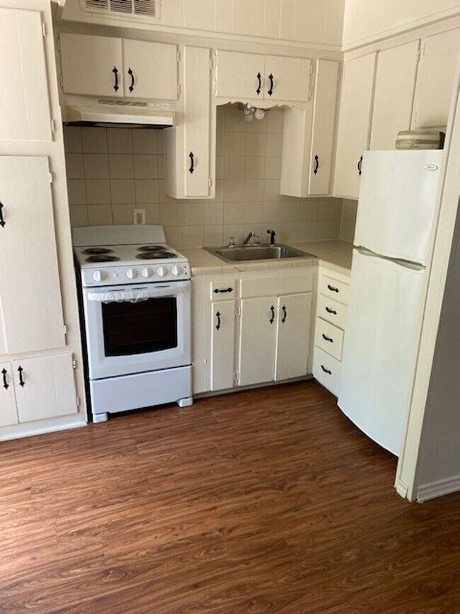 Foto del edificio - ONE BEDROOM APARTMENT BY TWU