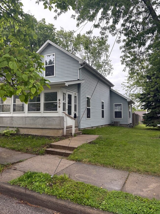 Photo - 3 Bd 1.5 Bath Single Family Home