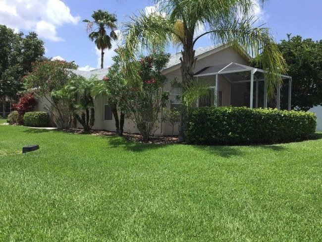 Building Photo - 2 Bedrm Home in Poinciana FOR RENT  See Terms