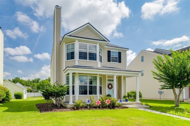 Foto del edificio - 8 Bushwood Dr