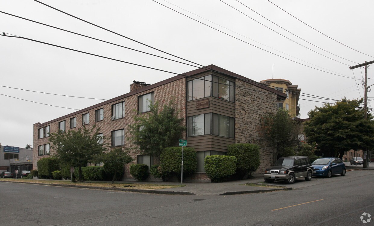 Primary Photo - The Bonneville Apartments