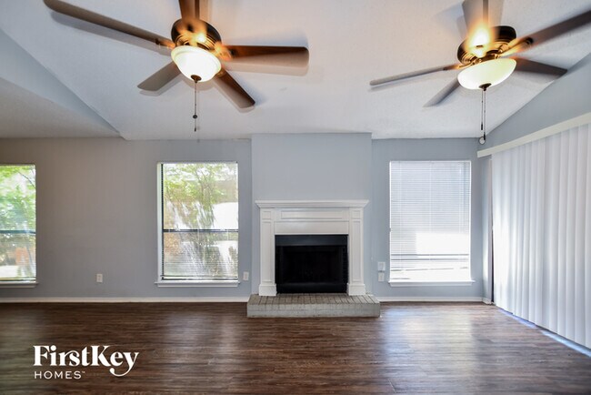 Building Photo - 1649 Lemonwood Cir