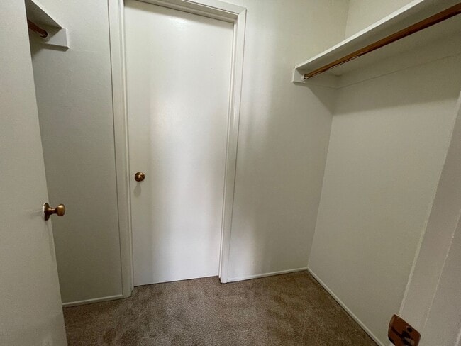 Photo - STUDIO First Floor Apartment Available in ...