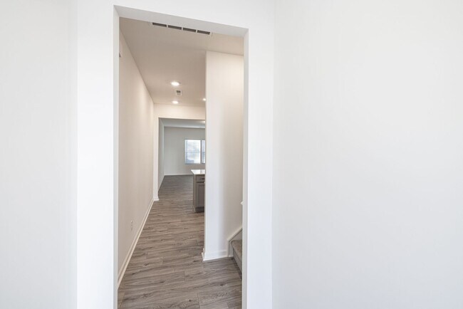 Foto del edificio - Beautiful Brand New 4 Bedroom Single Family Home - Shay Crossing Community, near I-85