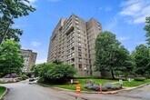 Primary Photo - 250 Hammond Pond Pkwy