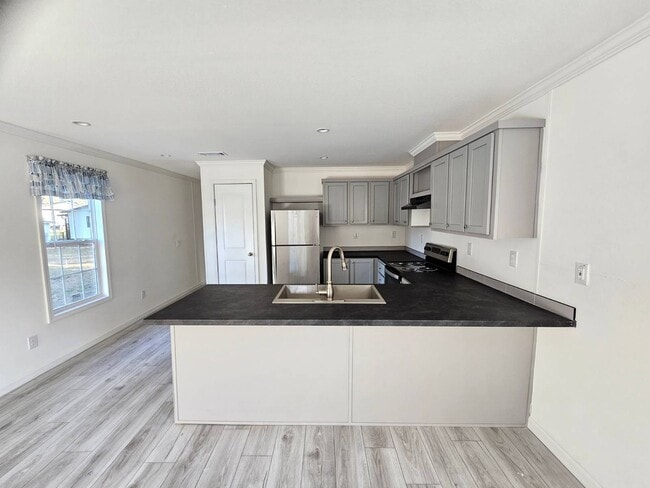 Foto del edificio - 4900 SE 102nd Pl