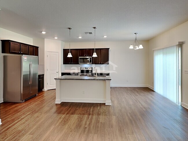 Building Photo - 3025 Eagle Bluff Way