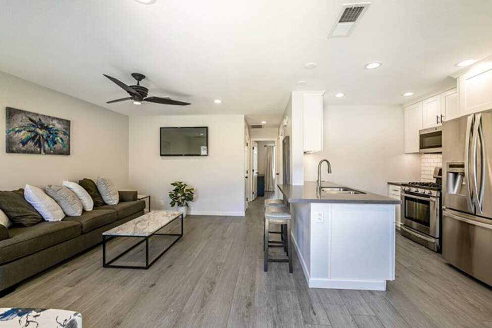 Foto principal - 48207 Garbo Dr