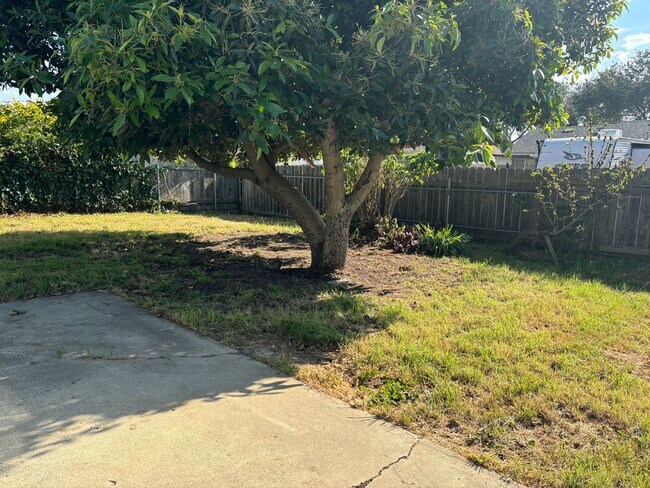 Foto del edificio - 1025 N. 6th St. in Lompoc