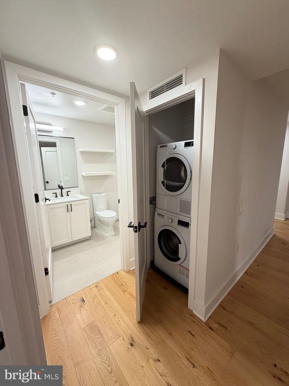 Foto del edificio - 1211 Van St SE