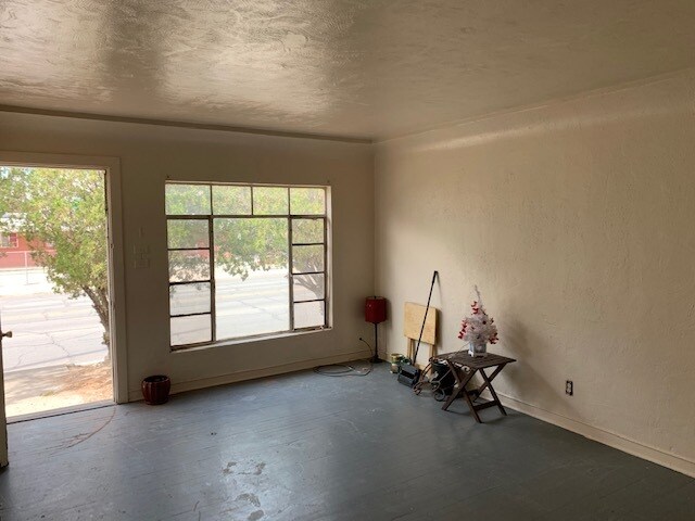 Building Photo - 1500 N Copia St