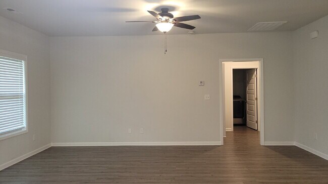 Foto del edificio - Huntsville Haven with Granite Elegance!" D...