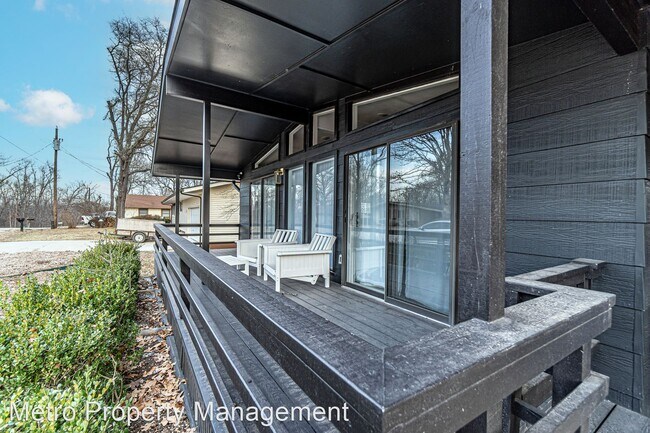 Building Photo - 2 br, 1.5 bath House - 4 Cannock Lane