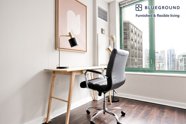 Building Photo - 420 E Ohio St