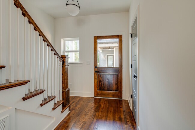 Foto del edificio - 1912 10th Ave N