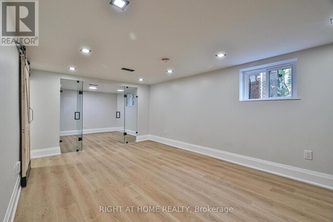Building Photo - 248 Garden Ave
