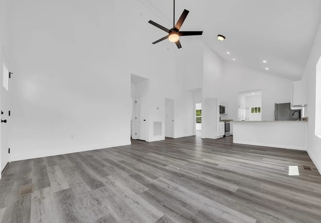 Building Photo - BRAND NEW HOME!!