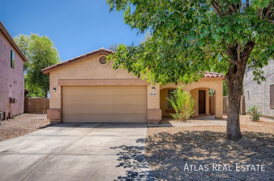 Foto principal - 805 E Drifter Pl