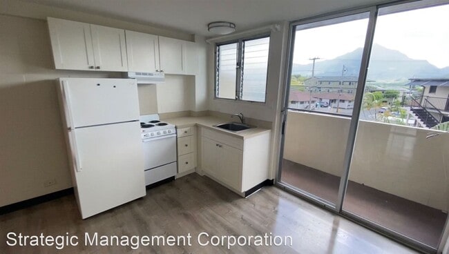 Building Photo - 82 Kihapai St