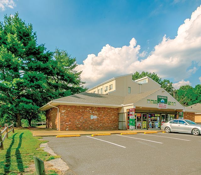 Lakeview Apartments 590 Lower Landing Rd Blackwood, NJ Apartments