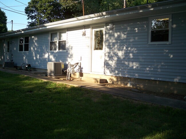 Foto del edificio - 2931 S Corbin St