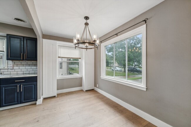 dining area - 1639 Harwich Rd