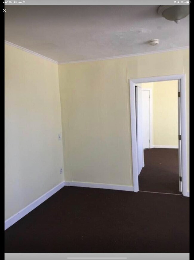 Building Photo - 509 Medford St