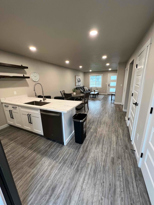 Building Photo - 2502 Castle Pines Dr