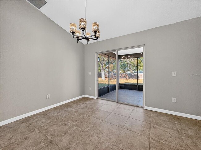 Foto del edificio - 14309 Golden View Dr