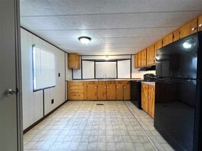 Building Photo - 1718 W Dumble St
