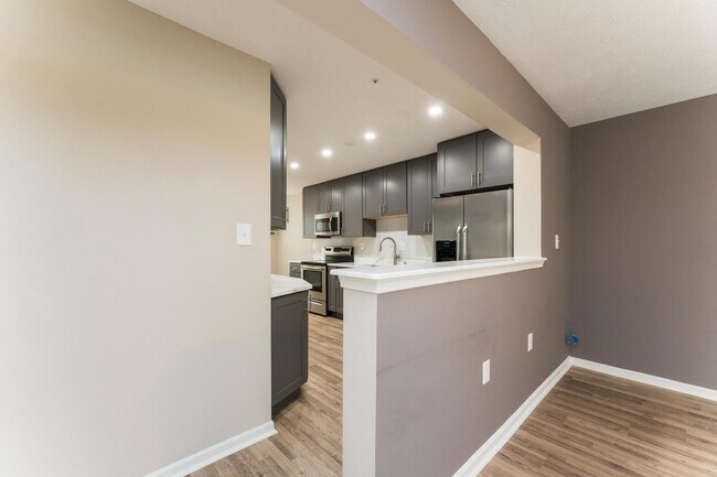 Building Photo - 1400 Deep Gorge Ct