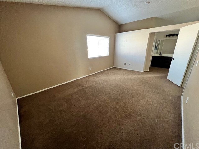 Foto del edificio - 2656 W Buena Vista Dr