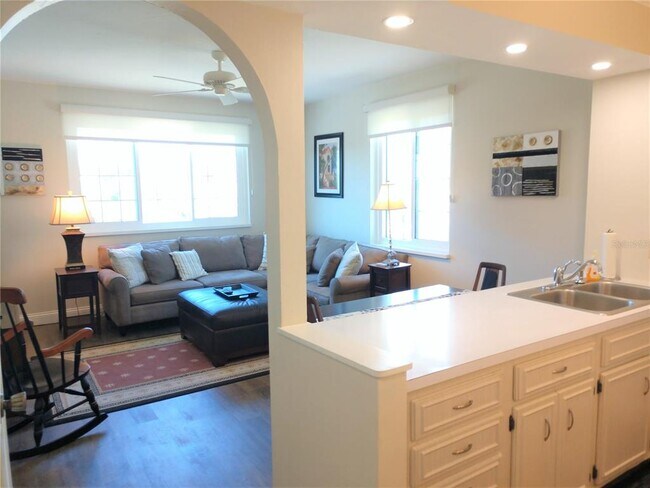 Foto del edificio - 238 Tampa Ave W