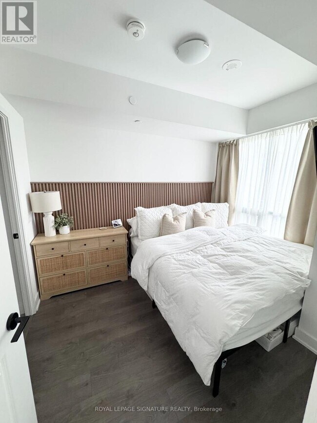 Photo du bâtiment - 2343 Khalsa Gate