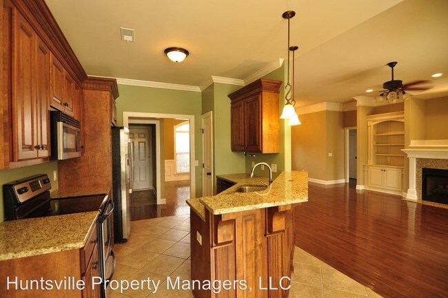 Building Photo - 3 br, 2.5 bath House - 9305 Moores Mill Rd.